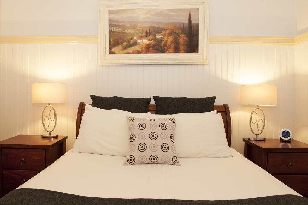 Cobb & Co Court Boutique Hotel Маджи Экстерьер фото