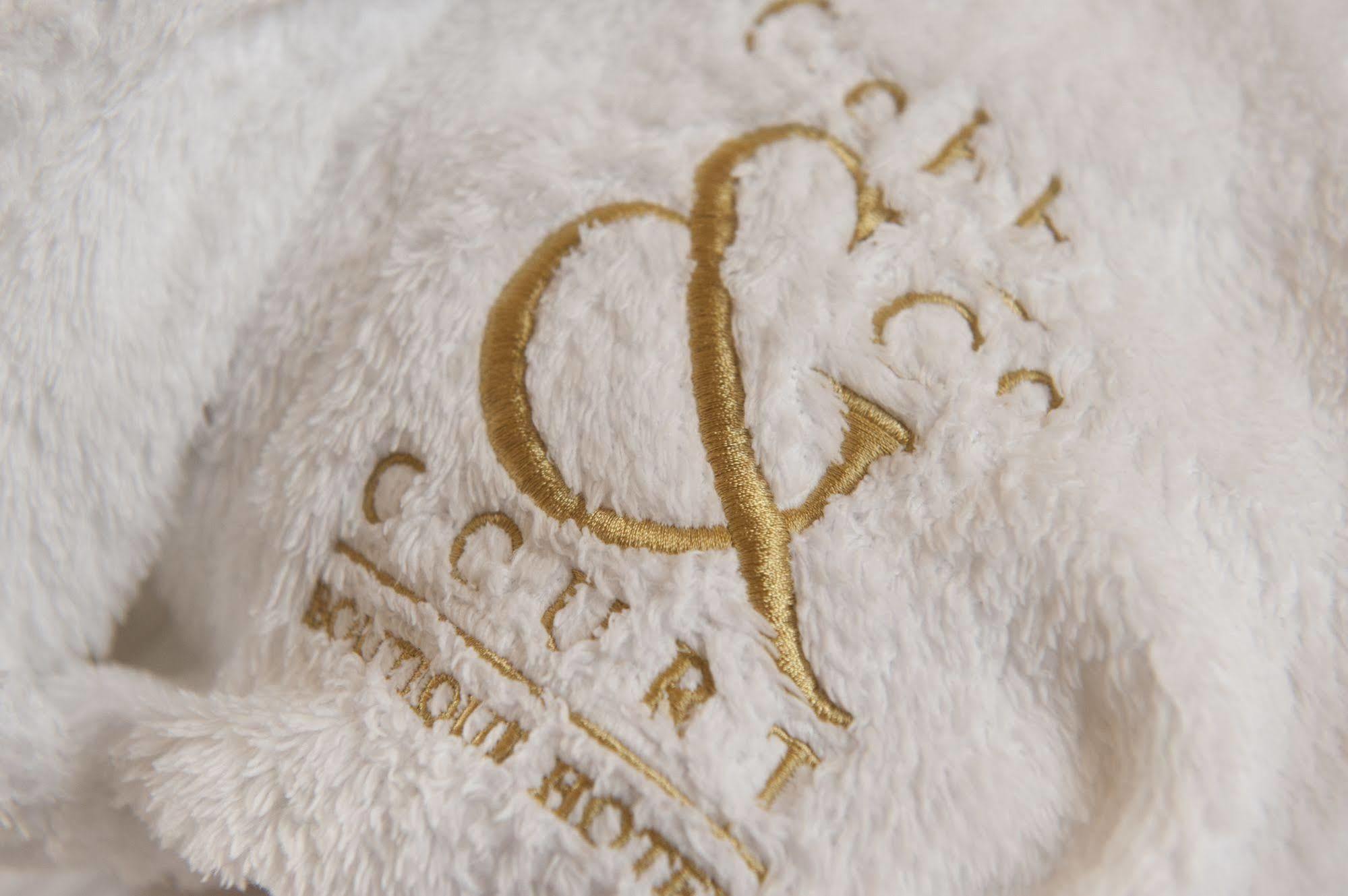 Cobb & Co Court Boutique Hotel Маджи Экстерьер фото